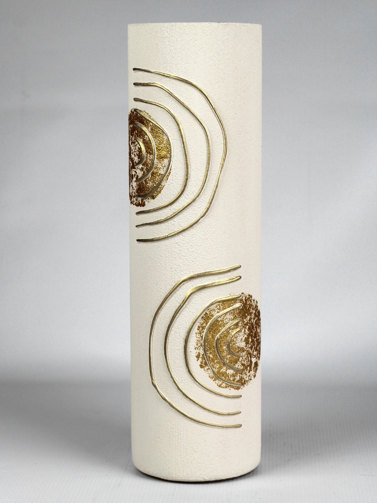 Ivory decorative glass vase