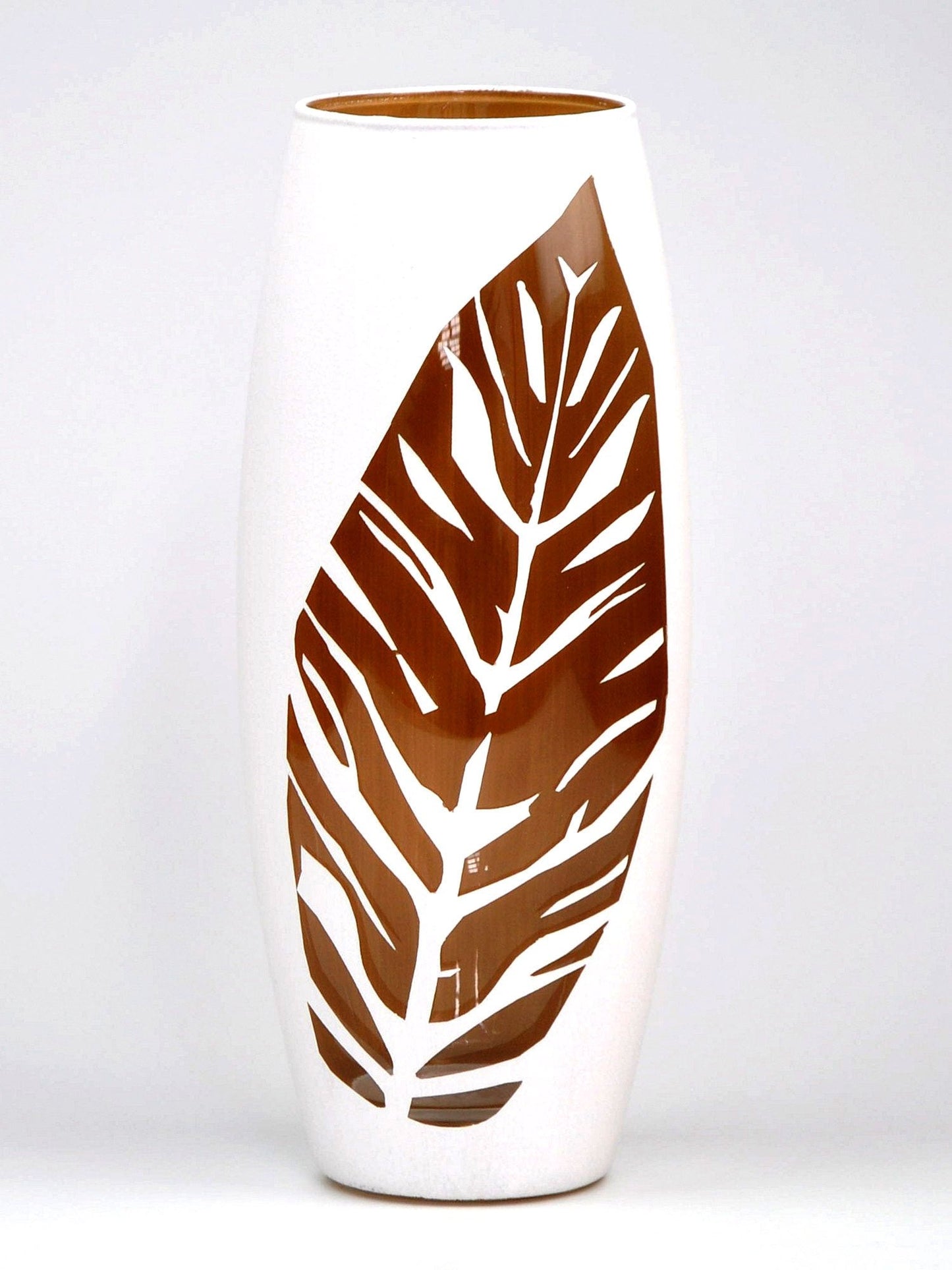 White Painted decorative glass vase